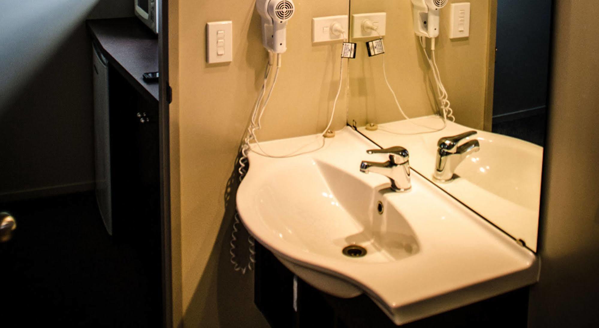 Racecourse Hotel And Motor Lodge Christchurch Esterno foto